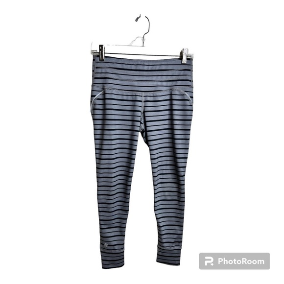 Athleta gray and black leggings size small - Picture 1 of 3